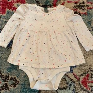 Gap hearts bodysuit 6-12 months